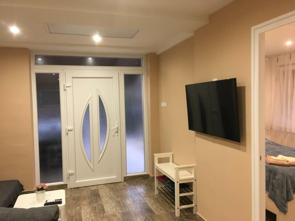 Tisza Dream Apartman Tiszakécske Buitenkant foto