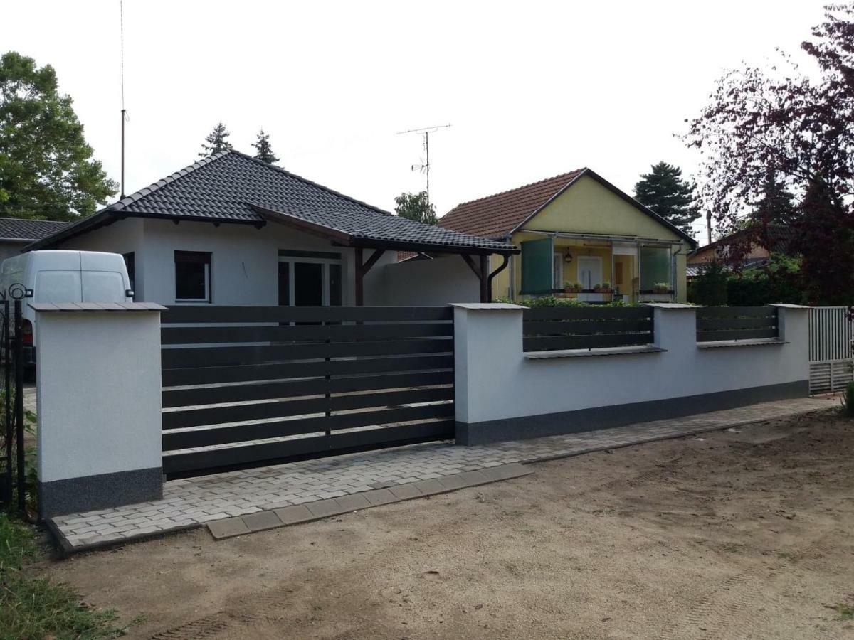 Tisza Dream Apartman Tiszakécske Buitenkant foto